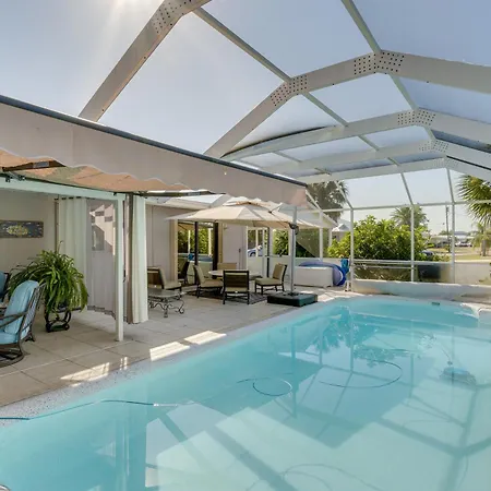 Port Charlotte Home With Lanai And Saltwater Pool!